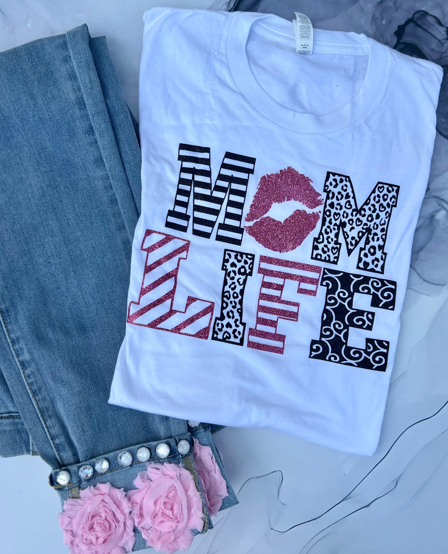 MOM LIFE TEE