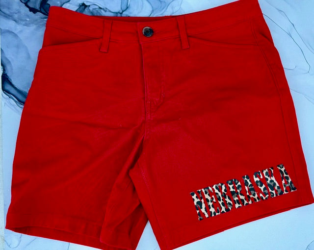 RED NEBRASKA CHINO SHORTS