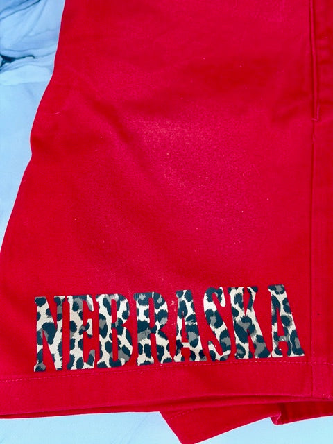 RED NEBRASKA CHINO SHORTS