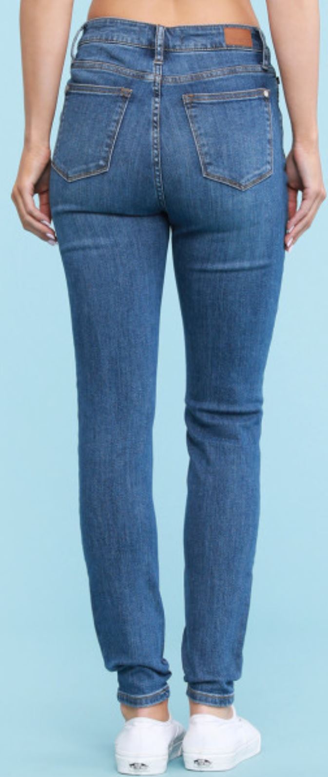 JUDY BLUE DARK WASH BUTTON FLY JEANS
