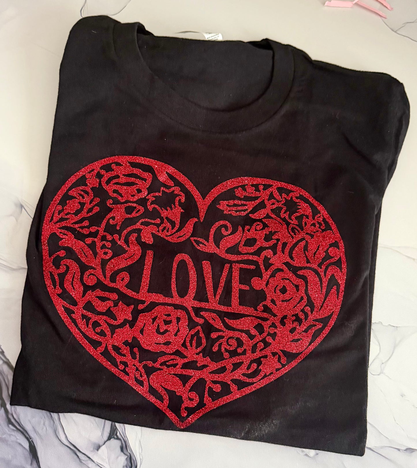 INTRICATE HEART LOVE