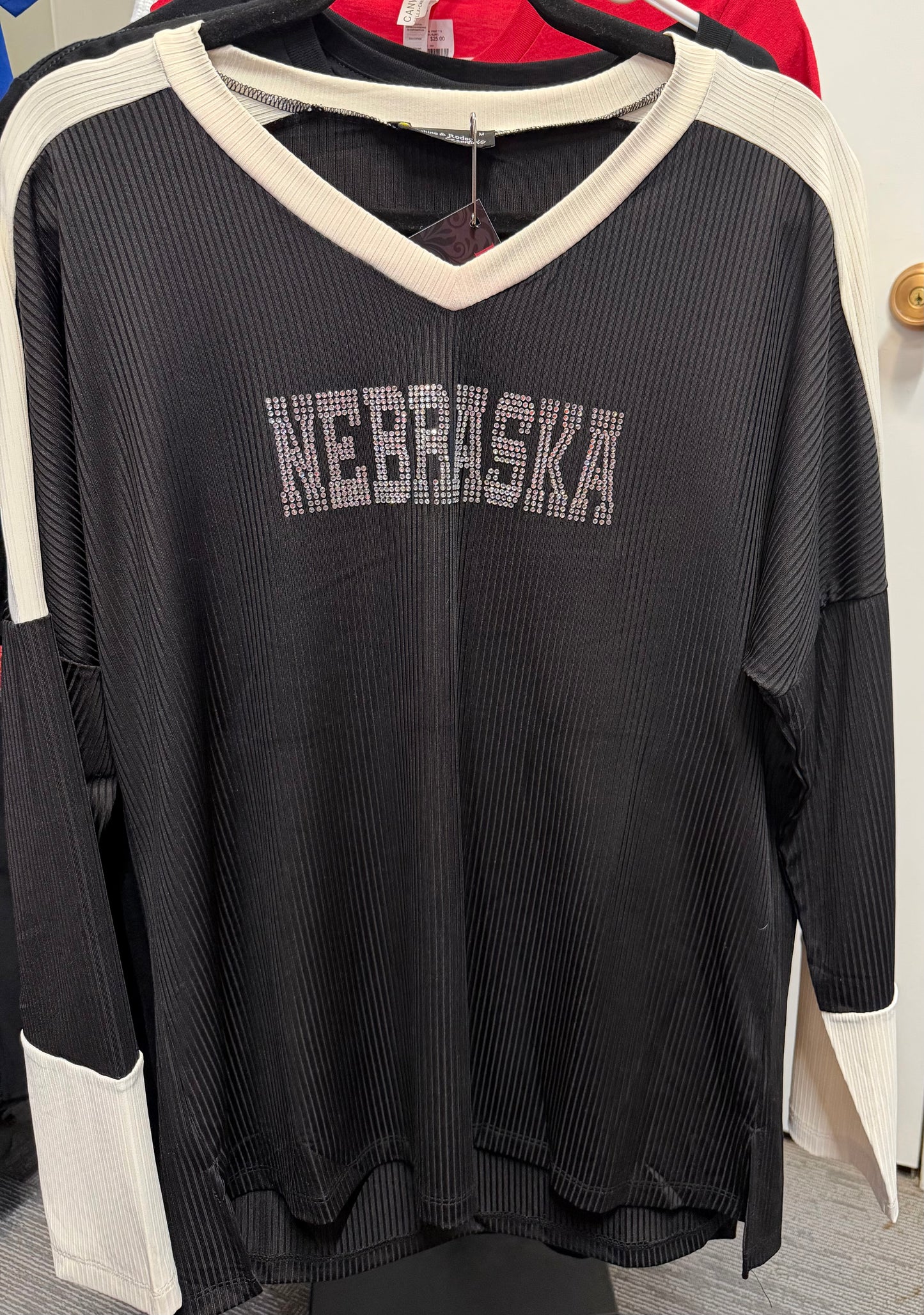 BLACK & WHITE NE RHINESTONE