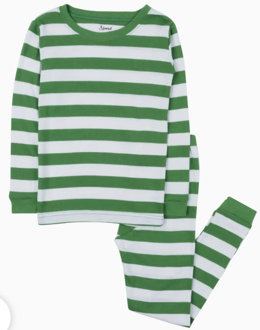 COORDINATING FAMILY PAJAMAS