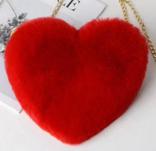 FUZZY HEART PURSE