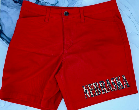 RED NEBRASKA CHINO SHORTS