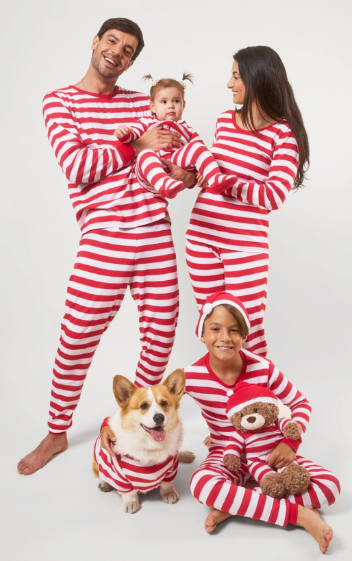 COORDINATING FAMILY PAJAMAS